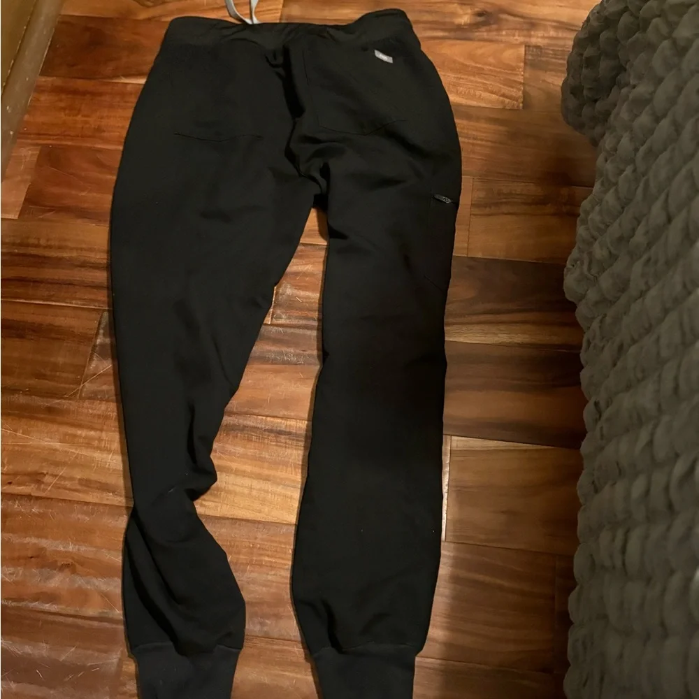 🖤 FIGS Technical Collection Scrub Pants – Women’s‎ Small – Black (0722)